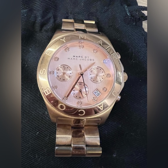 Marc by Marc Jacobs rose gold watch - Picture 4 of 11